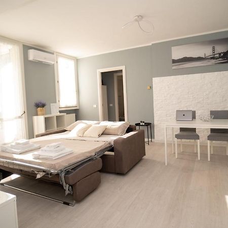 Appartamento Nuovo Vicino Aeroporto Malpensa 加拉瑞特 外观 照片